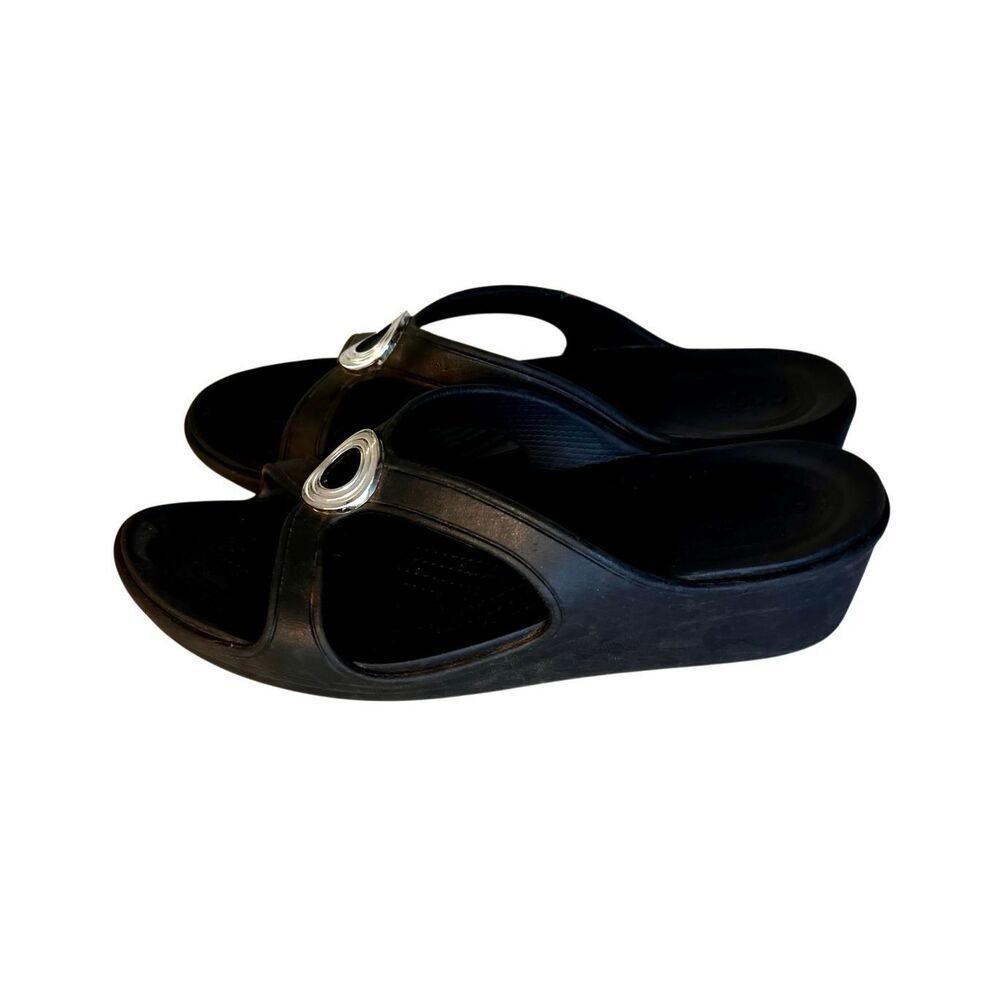 Crocs Women's Sanrah Beveled Circle Casual Slide Sandals Black Size 10 - Picture 5 of 8